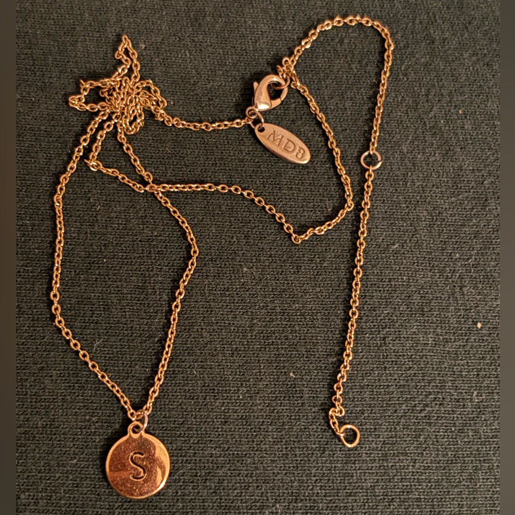 Vintage Marina De Buchi Marked Gold Tone “S” Monogram Necklace